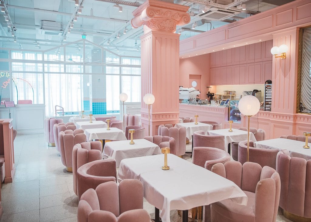 quán cafe đẹp ở seoul, Stylenanda Pink Pool Cafe