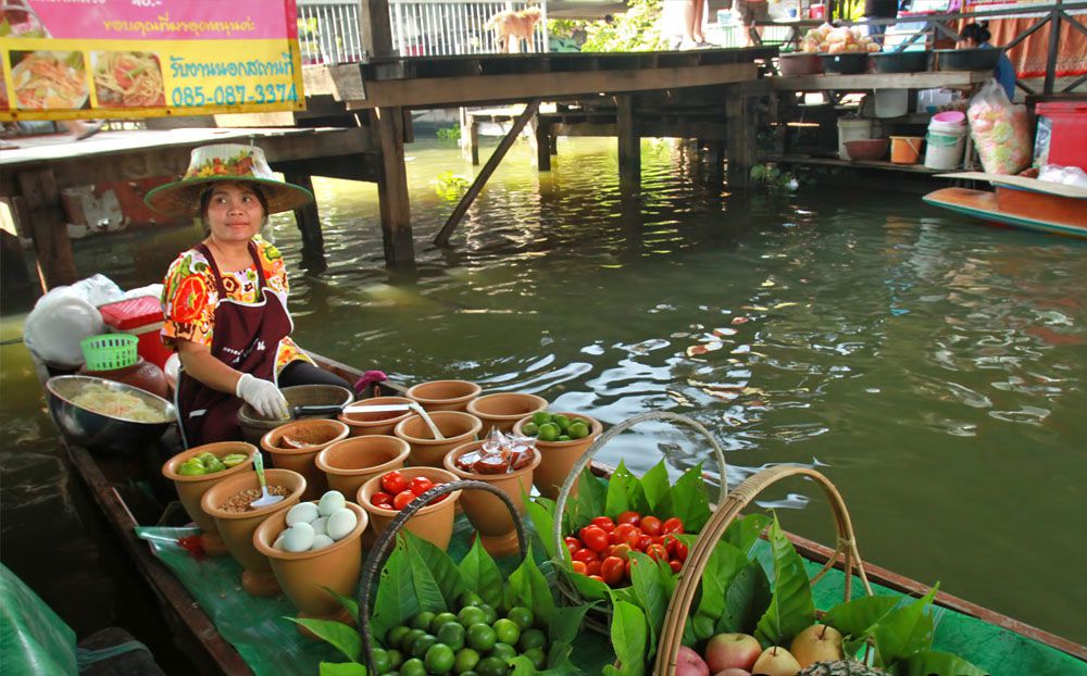 Chợ nổi Bangkok